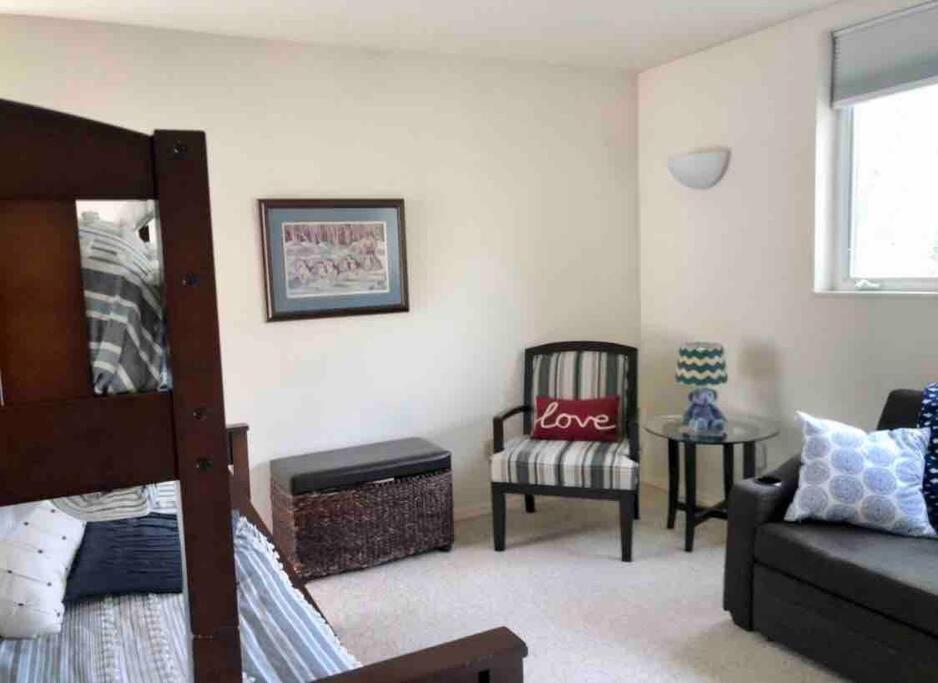 Coastal Place - Best Location In Downtown! أنكوراج المظهر الخارجي الصورة